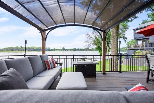 97-web-or-mls-4324 Lakepoint Ct Exteriors-51.jpg