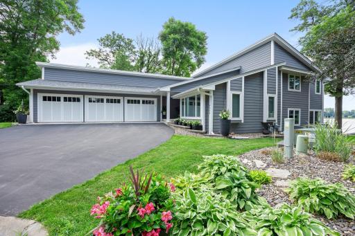 9-web-or-mls-4324 Lakepoint Ct Exteriors-56.jpg