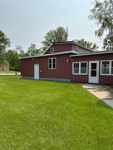 601 1st Street S, Karlstad, MN 56732