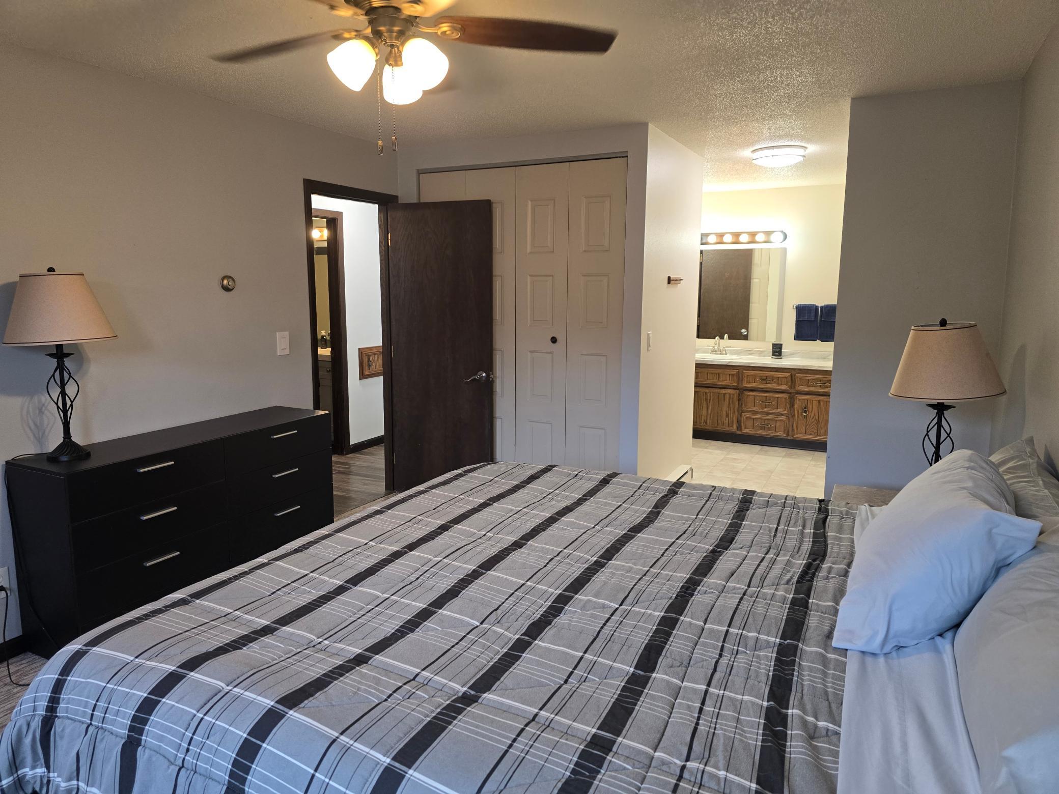 Primary bed