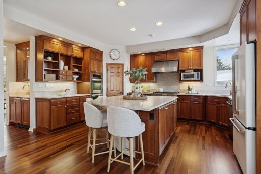 5600 Parkwood Lane, Edina, MN 55436