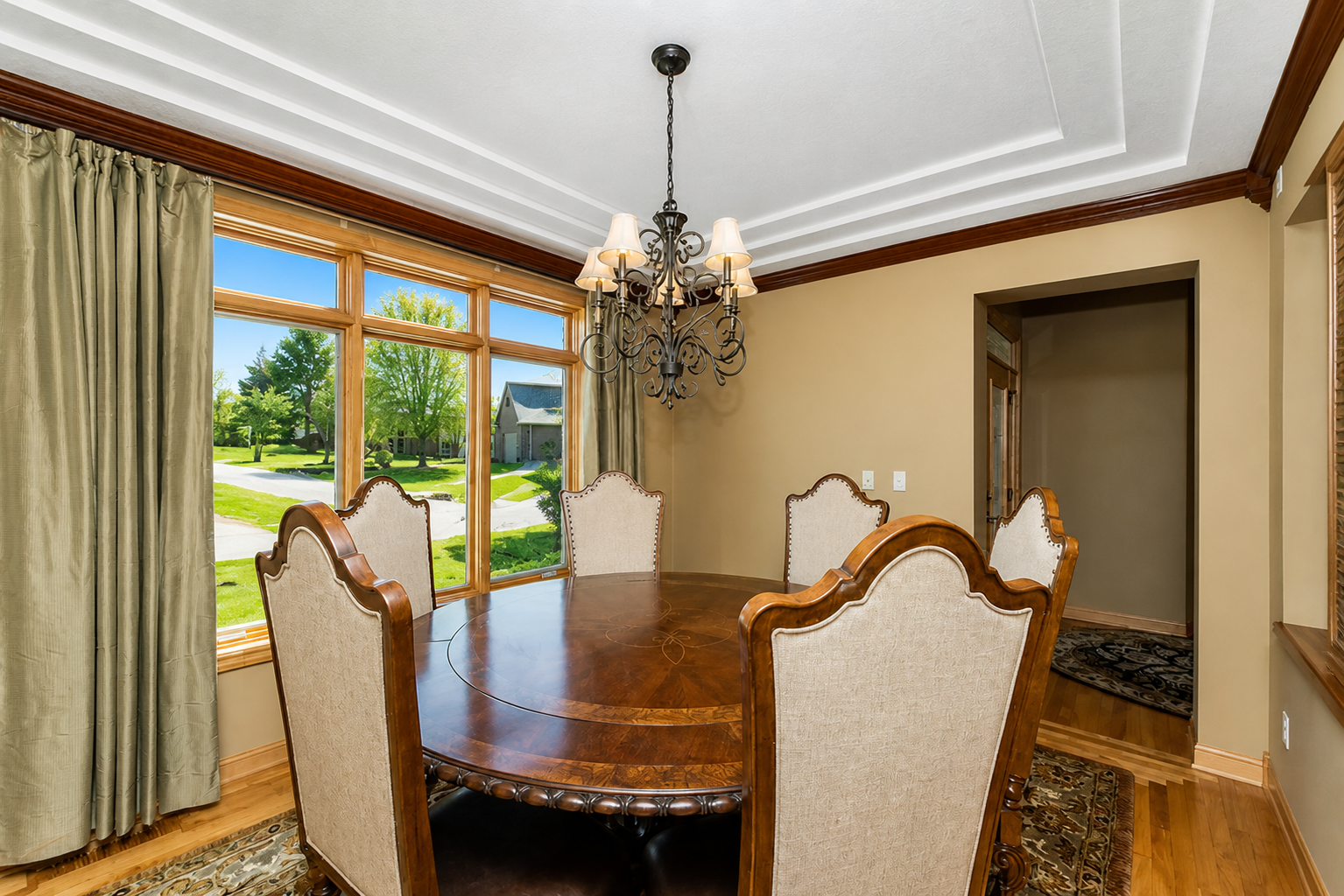 Dining Room - AIG