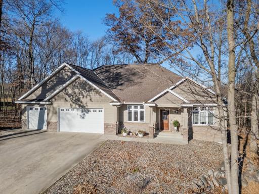 8808 71st Street NW, Annandale, MN 55302