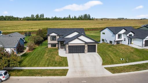 2221 Petersen Drive NW, Stewartville, MN 55976