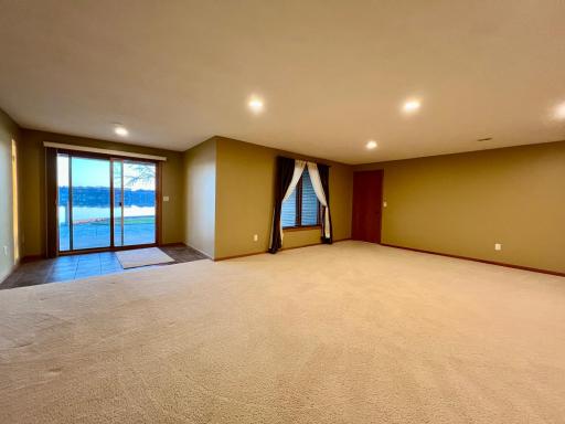 83987 Ridge Creek Dr, Clinton, MN 56278