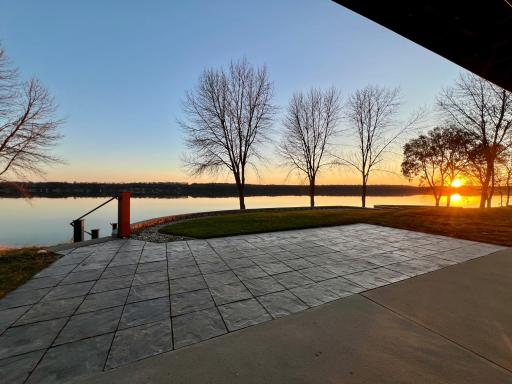 83987 Ridge Creek Dr, Clinton, MN 56278
