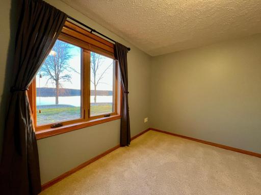83987 Ridge Creek Dr, Clinton, MN 56278