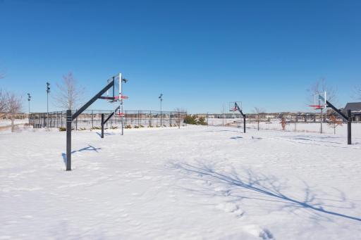 8405 Norwood Lane N, Maple Grove, MN 55369