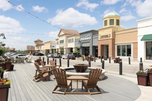 8405 Norwood Lane N, Maple Grove, MN 55369