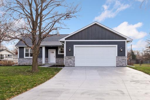 16340 Gladiola Avenue W, Rosemount, MN 55068