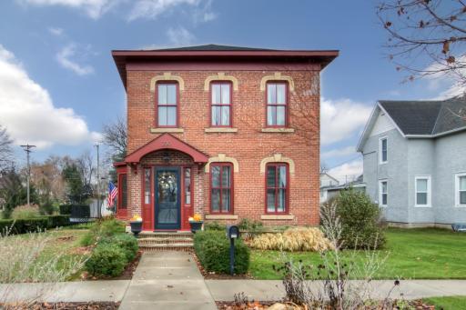 230 Main Street E, Wabasha, MN 55981