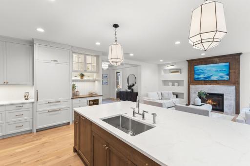 734 Shawnee Woods Road, Hamel, MN 55340