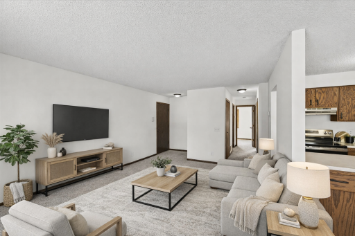 4372 Buckingham Ct. - LR virtually staged.png