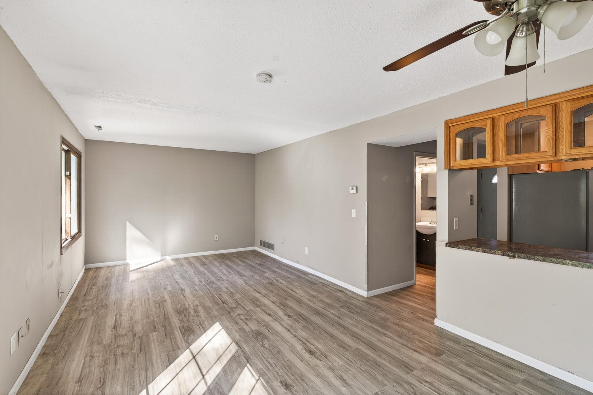 36_605_E_Portland9 (1)_mls.jpg