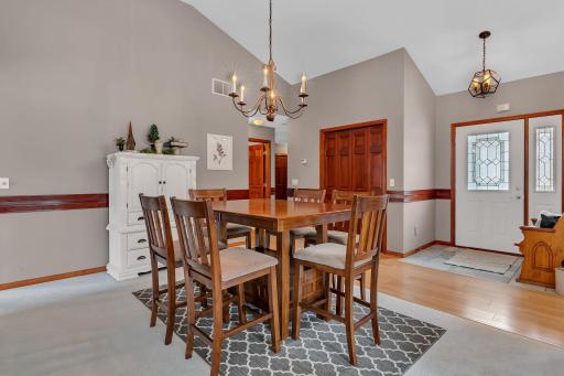 706 24th Street SE, Willmar, MN 56201