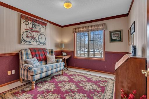 706 24th Street SE, Willmar, MN 56201