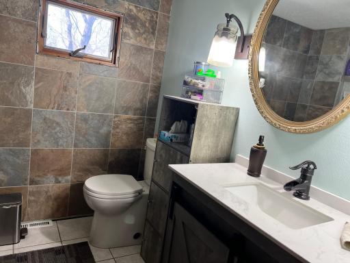 Bathroom - main floor