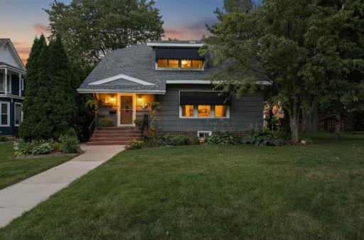 406 8th Place NW, Austin, MN 55912