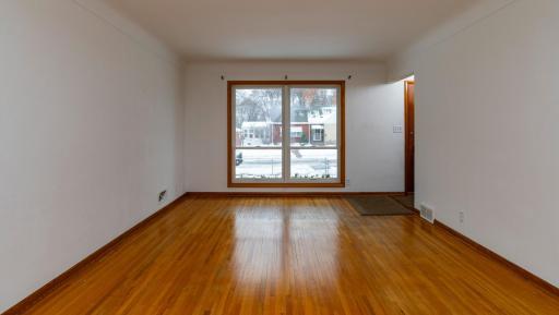 533 14th Ave N South Saint Paul MN-5866.jpg