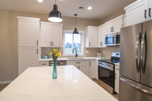 870 Bucknell Lane SE, Stewartville, MN 55976