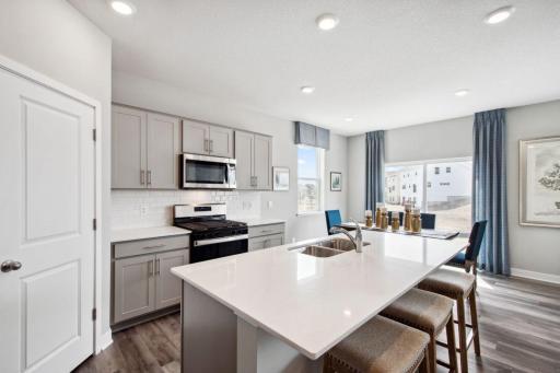 23362 MARSHVIEW Drive, Rogers, MN 55374