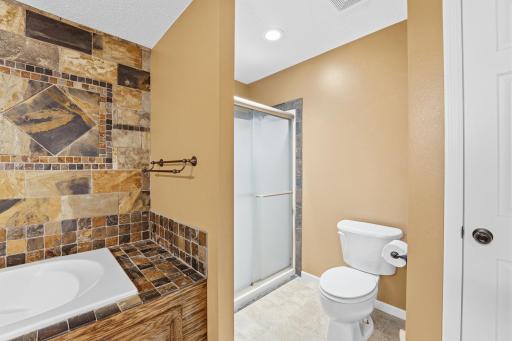 1705 Vale Court, Faribault, MN 55021