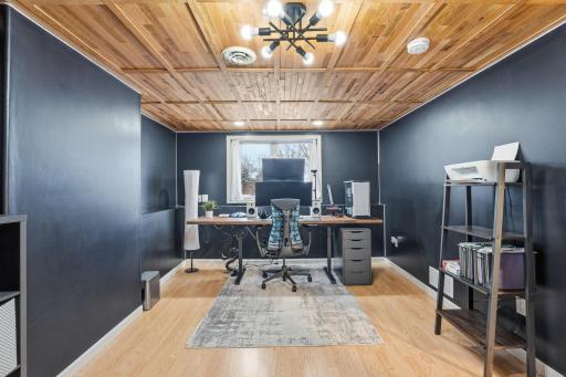 1705 Vale Court, Faribault, MN 55021