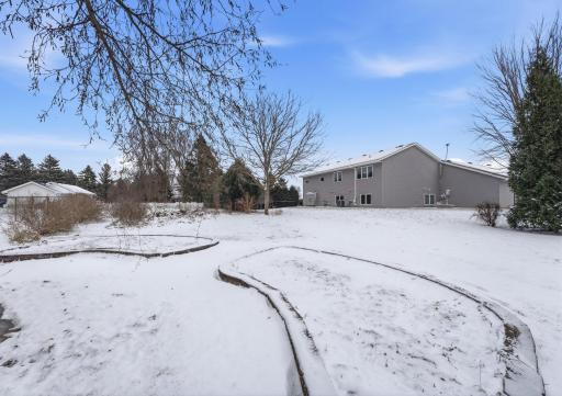 1705 Vale Court, Faribault, MN 55021