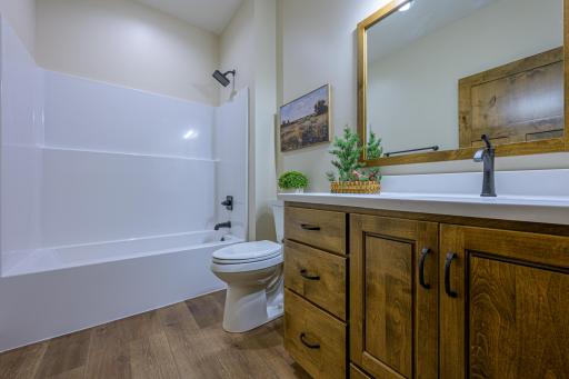 1332 Bradford Street SE, Hutchinson, MN 55350