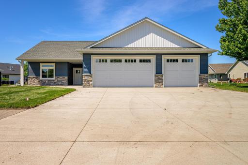3 bed 2 bath Completed New Construction in SE Hutchinson.