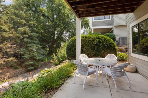 8117 Xerxes Circle, Minneapolis, MN 55431