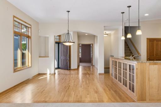 8117 Xerxes Circle, Minneapolis, MN 55431