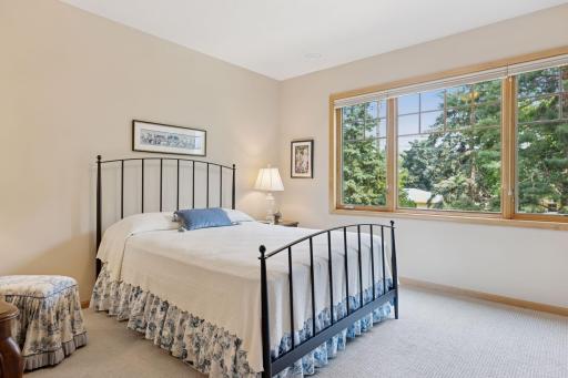 8117 Xerxes Circle, Minneapolis, MN 55431