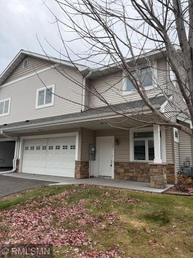 1291 County Road D Circle E, Saint Paul, MN 55109