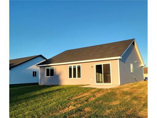 Rear Exterior (*not exact home pictured. Photos depict similar home following the Princeton B plan).