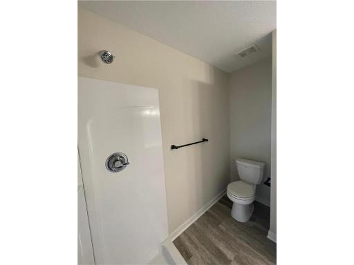 Primary Private Bathroom (*not exact home pictured. Photos depict similar home following the Princeton B plan).