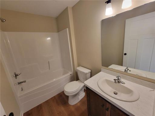 Main Bathroom (*not exact home pictured. Photos depict similar home following the Princeton B plan).