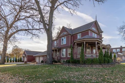 522 2nd Avenue NE, Waseca, MN 56093