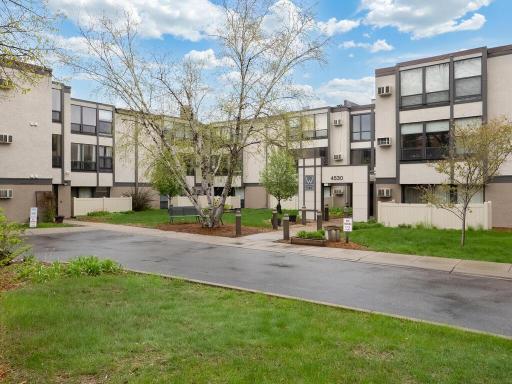 4530 Park Commons Drive, 123, Minneapolis, MN 55416