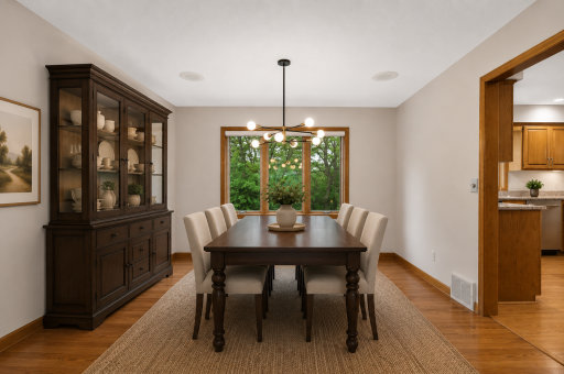 1318 W Royal Oaks Drive, Shoreview, MN 55126