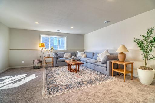 6786 32nd Street S, Fargo, ND 58104