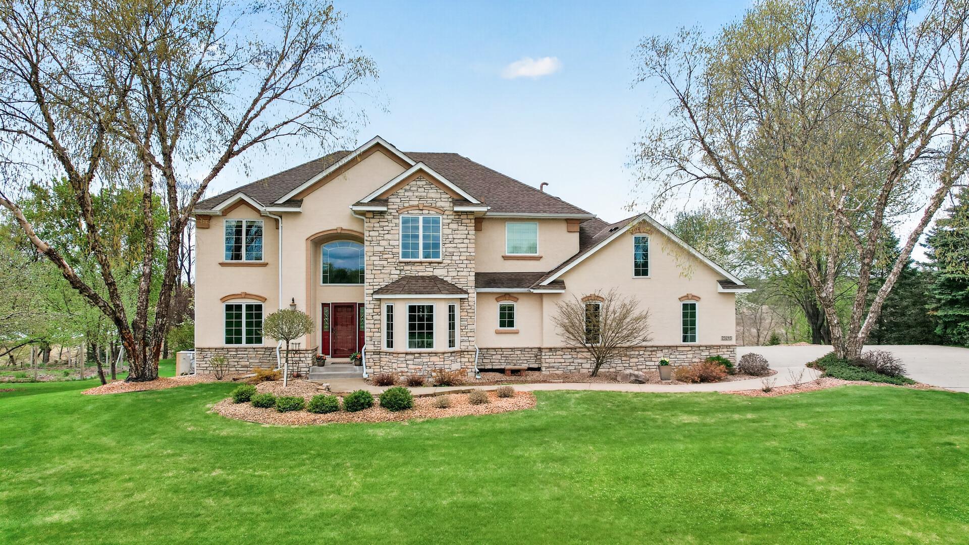 Welcome to 23245 Itasca Ave N!
