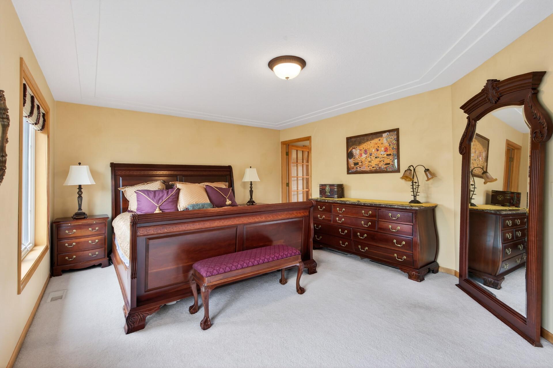 Upper level primary bedroom
