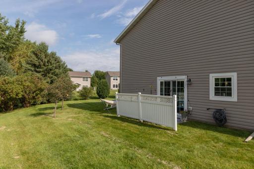 21-web-or-mls-21-Back View.jpg