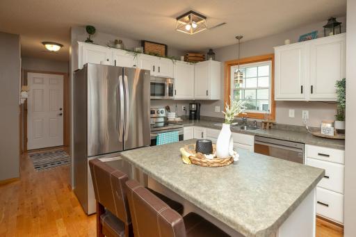 10-web-or-mls-10-Kitchen.jpg