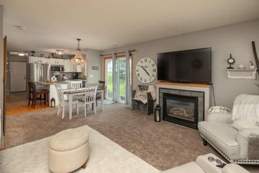 6-web-or-mls-06-Living Room.jpg