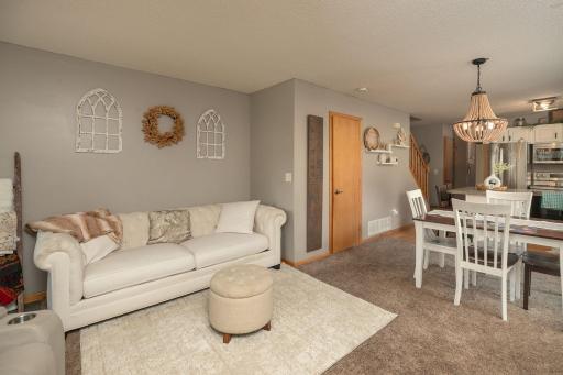 5-web-or-mls-05-Living Room.jpg