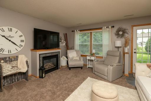 3-web-or-mls-03-Living Room.jpg