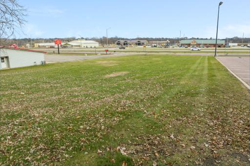 240 3rd Avenue, Windom, MN 56101
