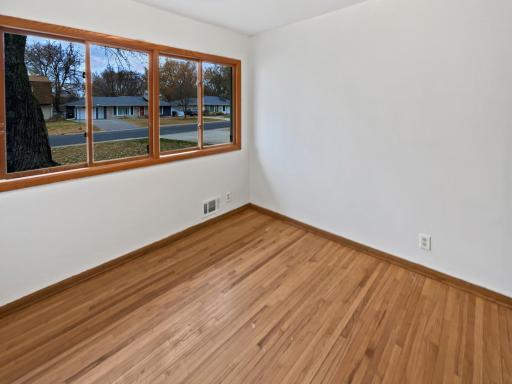 3806 Hampshire Avenue N, Minneapolis, MN 55427